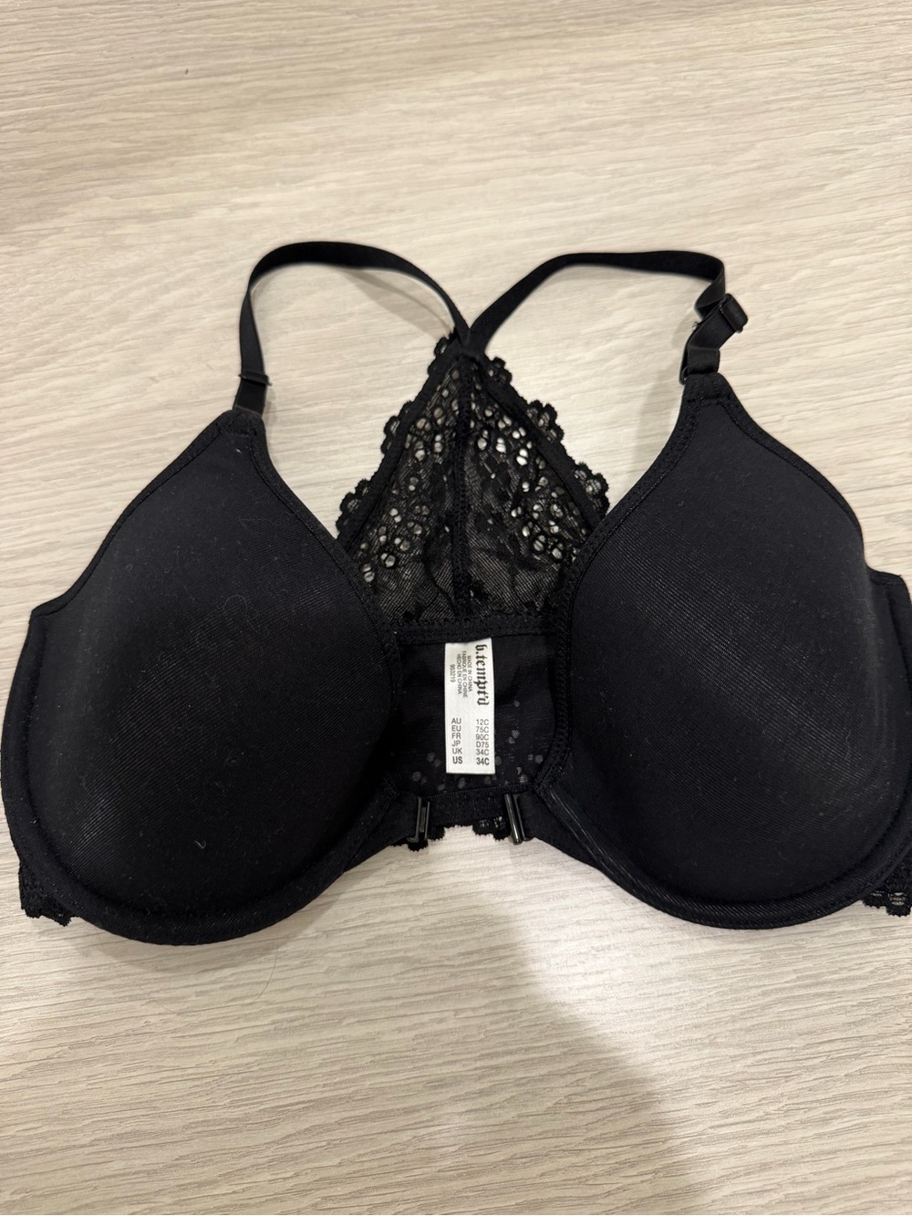 B.tempt’d by Wacoal Racerback Front Closure Bra